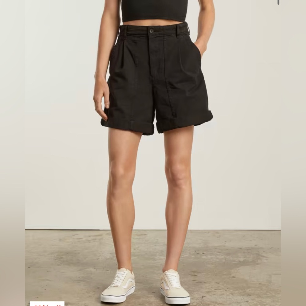 Everlane Women's High Waist Shorts - Black